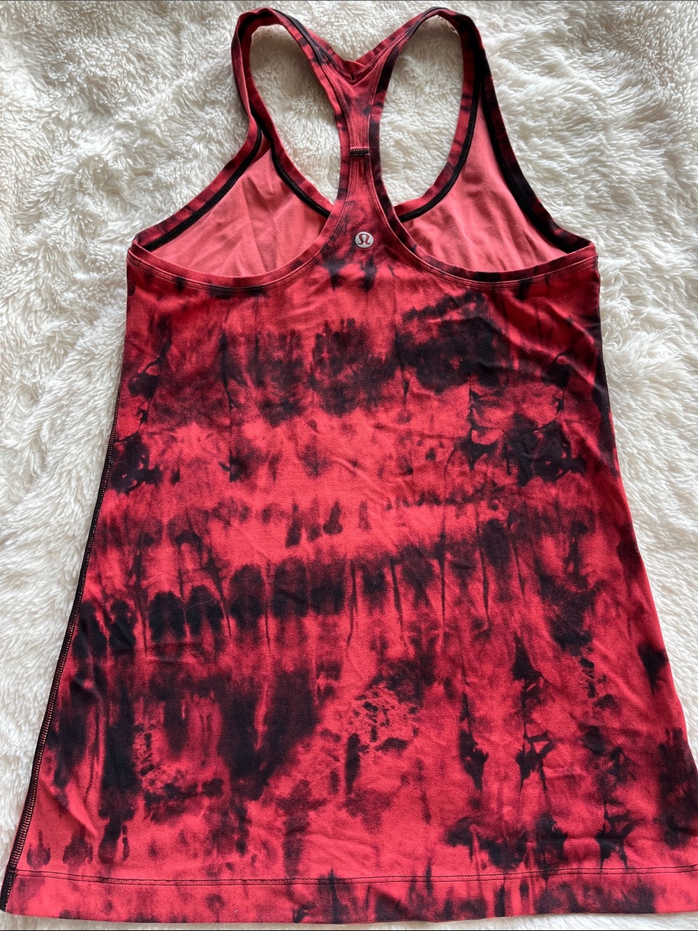 lululemon Cool RacerBack Hip Length Red and Black Tie-Dye Tank Top size 6